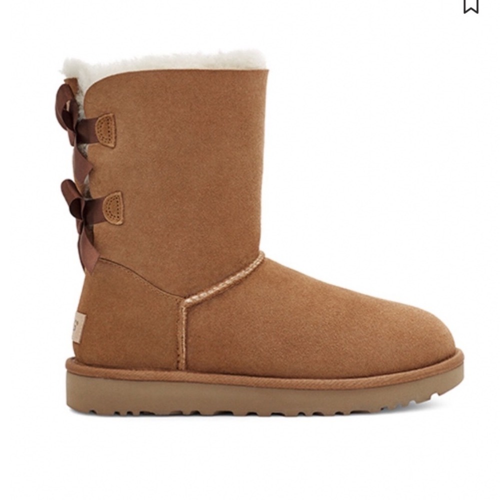 UGG Bailey Bow II Chestnut Sheepskin Boots Women's Size 10